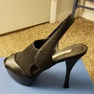 Vera-wang Black Heels